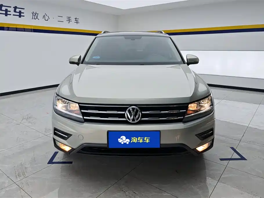 Volkswagen Tiguan L 2020 — фото 2