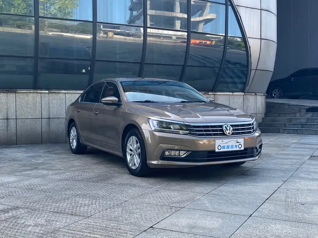 Volkswagen Passat 2016 — фото 3
