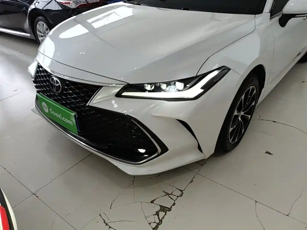 Toyota Avalon 2023 — фото 24