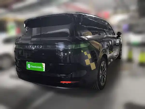 Lynk & Co 900 2026