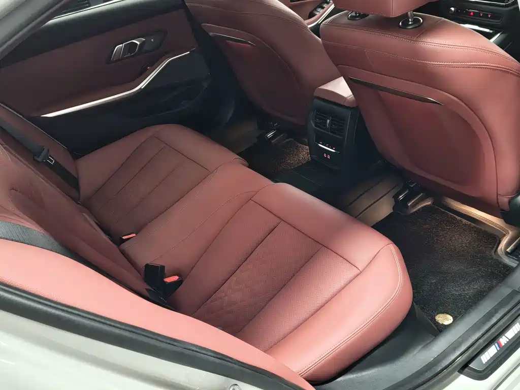 BMW 3 Series 2025