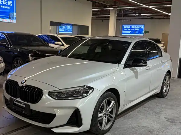 BMW 1 Series 2022
