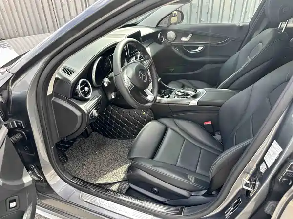 Mercedes-Benz C-Class 2018
