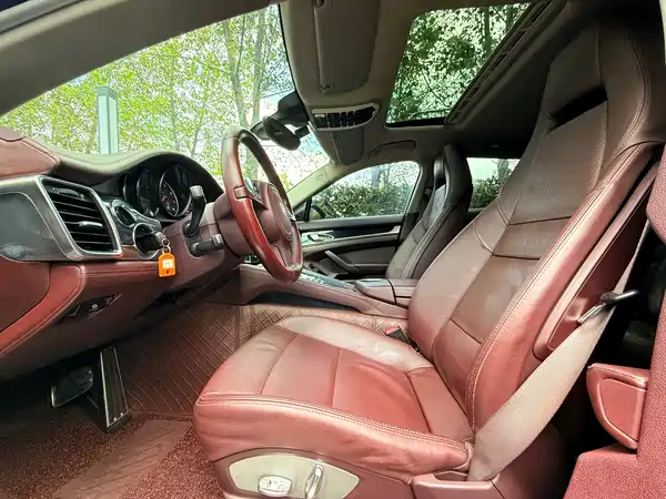 Porsche Panamera 2012