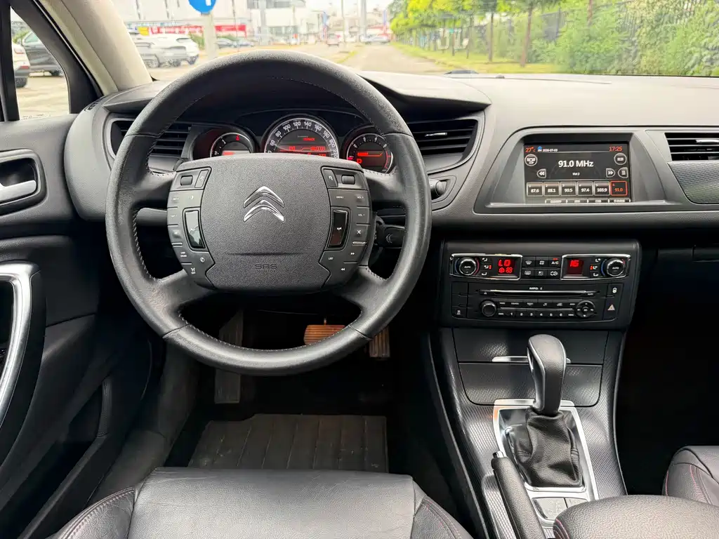Citroën C5 2016 — фото 17
