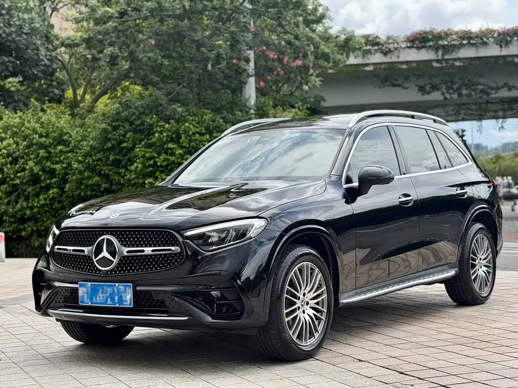 Mercedes-Benz GLC 2025 — фото 1