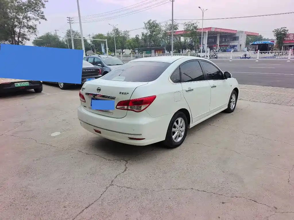 Nissan Sylphy 2012