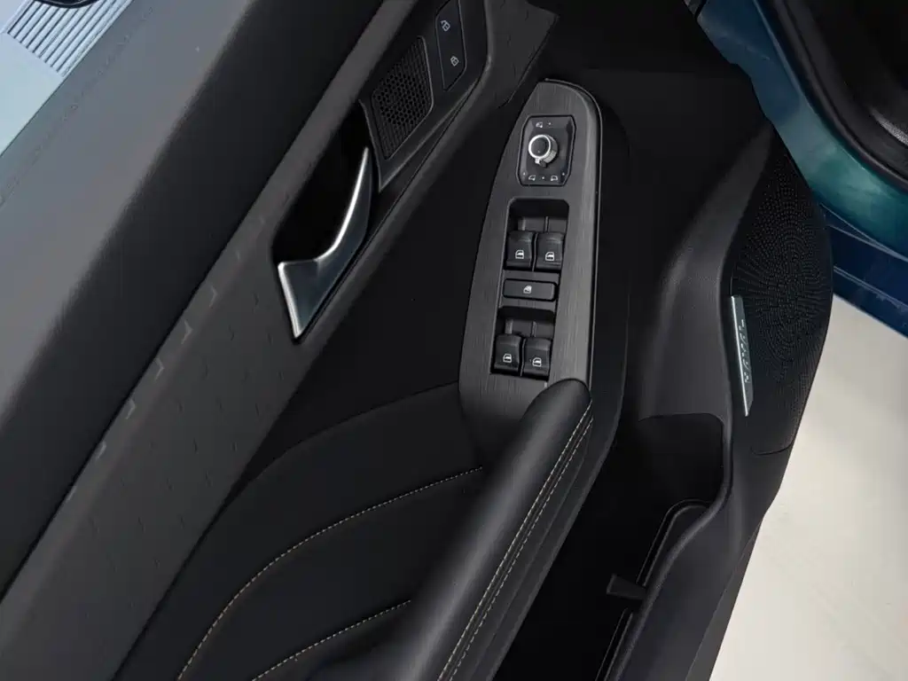 Haval Red Rabbit 2023 — фото 14