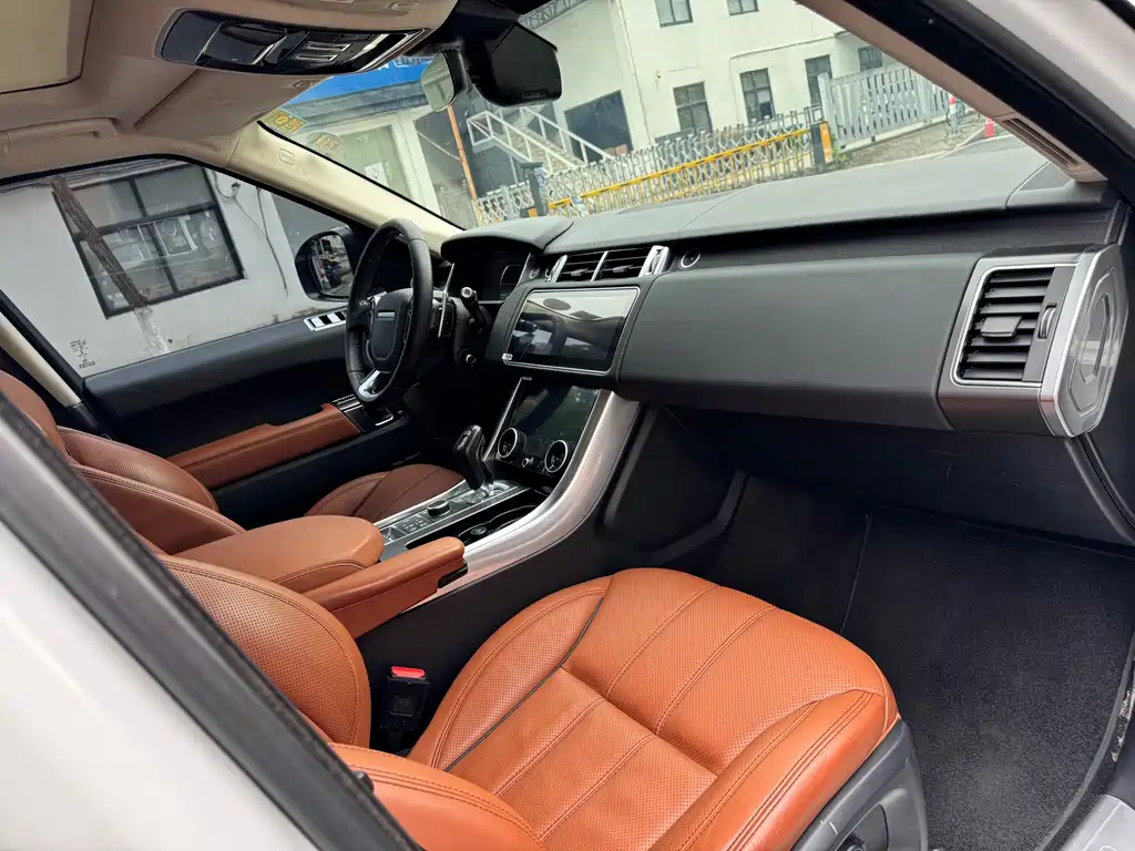 Land Rover Sport 2018 — фото 15