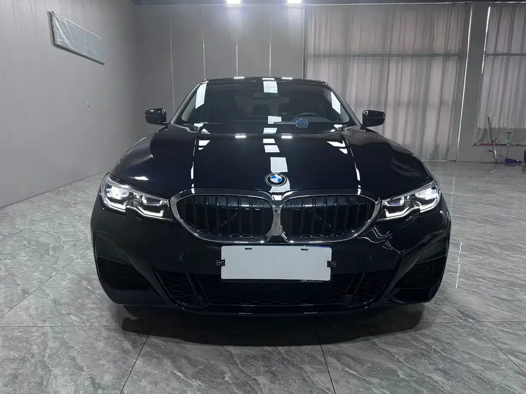 BMW 3 Series 2022