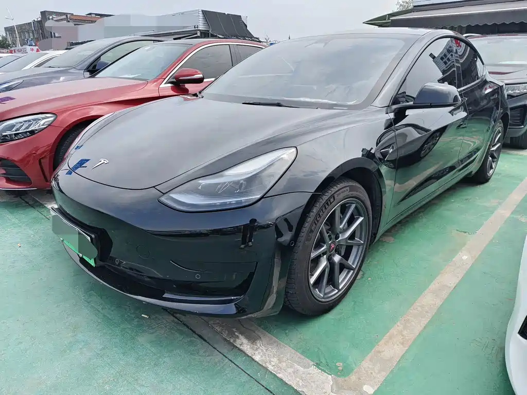 Tesla Model 3 2023 — фото 1
