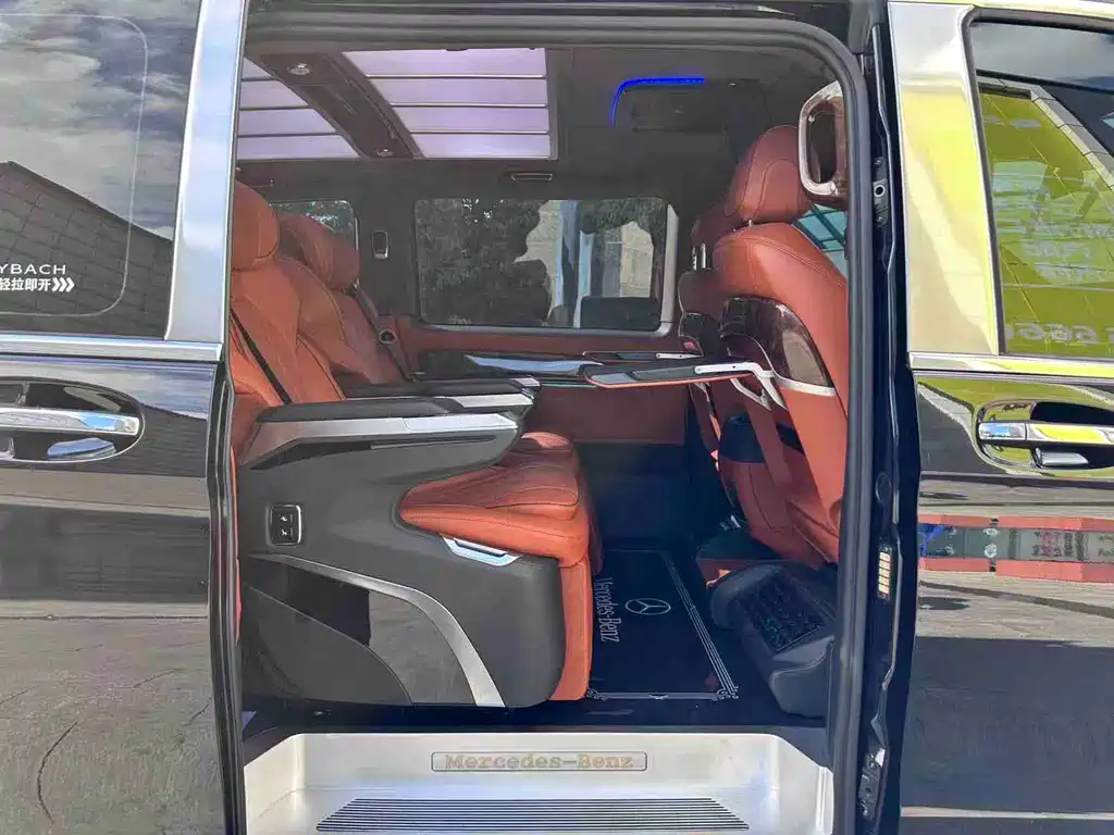 Mercedes-Benz Vito 2023 — фото 17