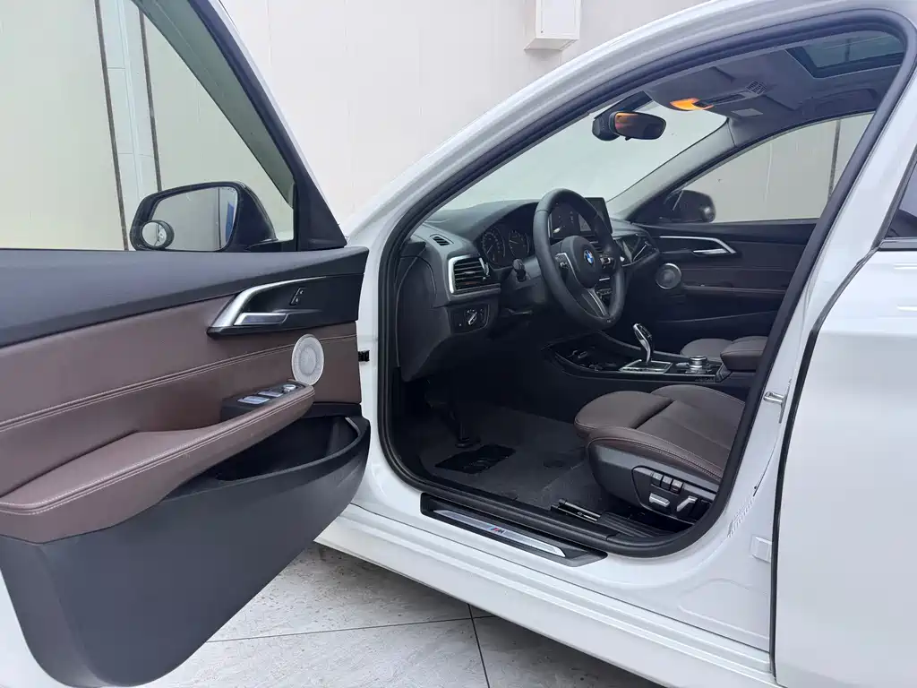 BMW 1 Series 2022