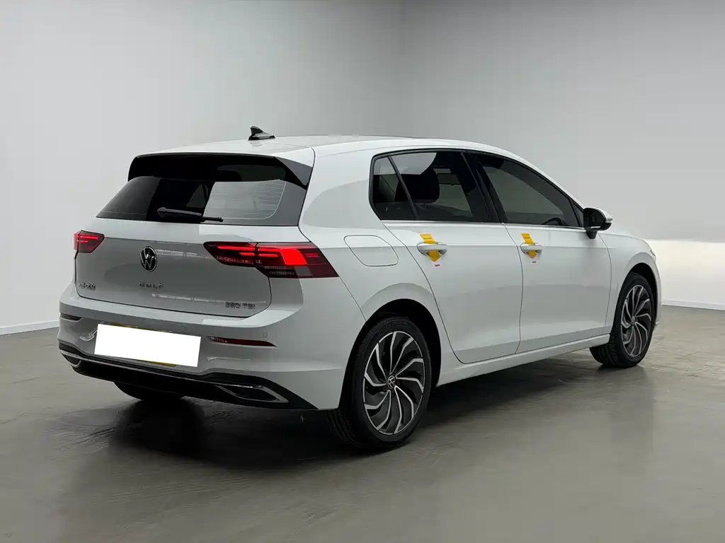 Volkswagen Golf 2023