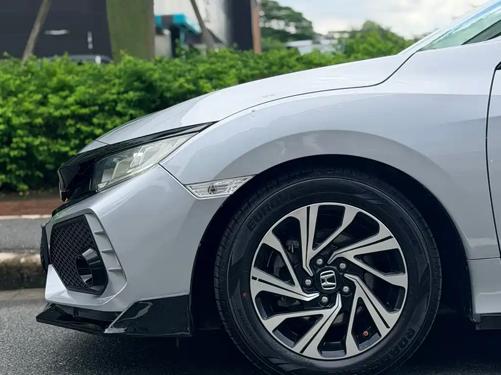 Honda Civic 2017 — фото 5