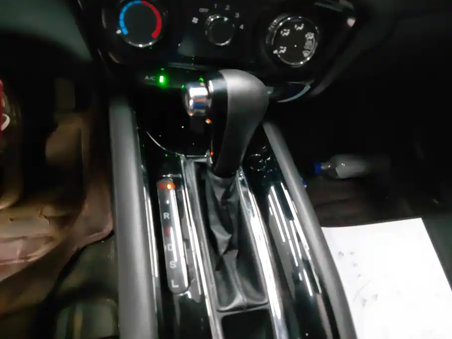 Honda Vezel 2018 — фото 16