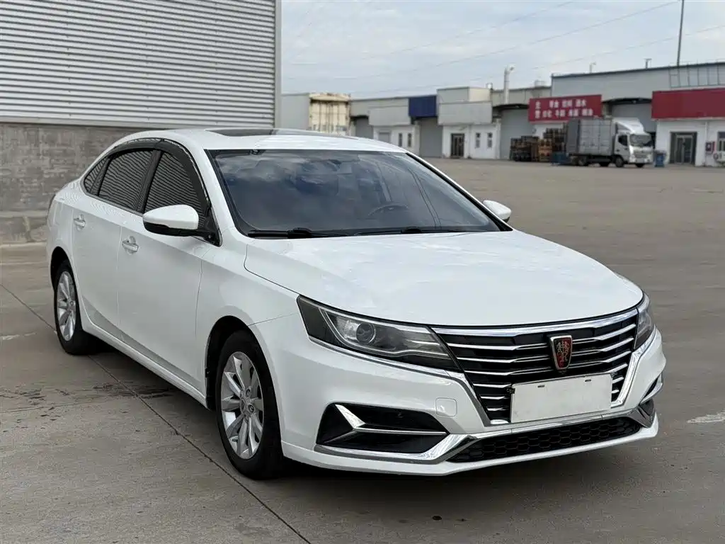 Roewe i6 New Energy 2018 — фото 3