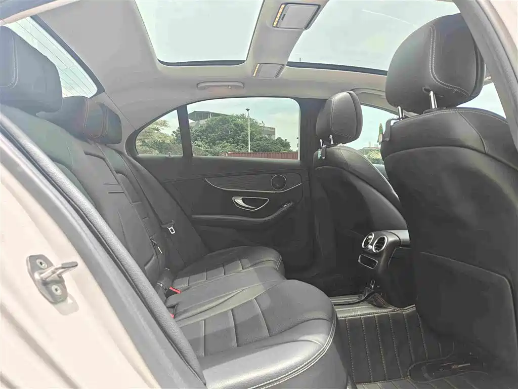 Mercedes-Benz C-Class 2021 — фото 14