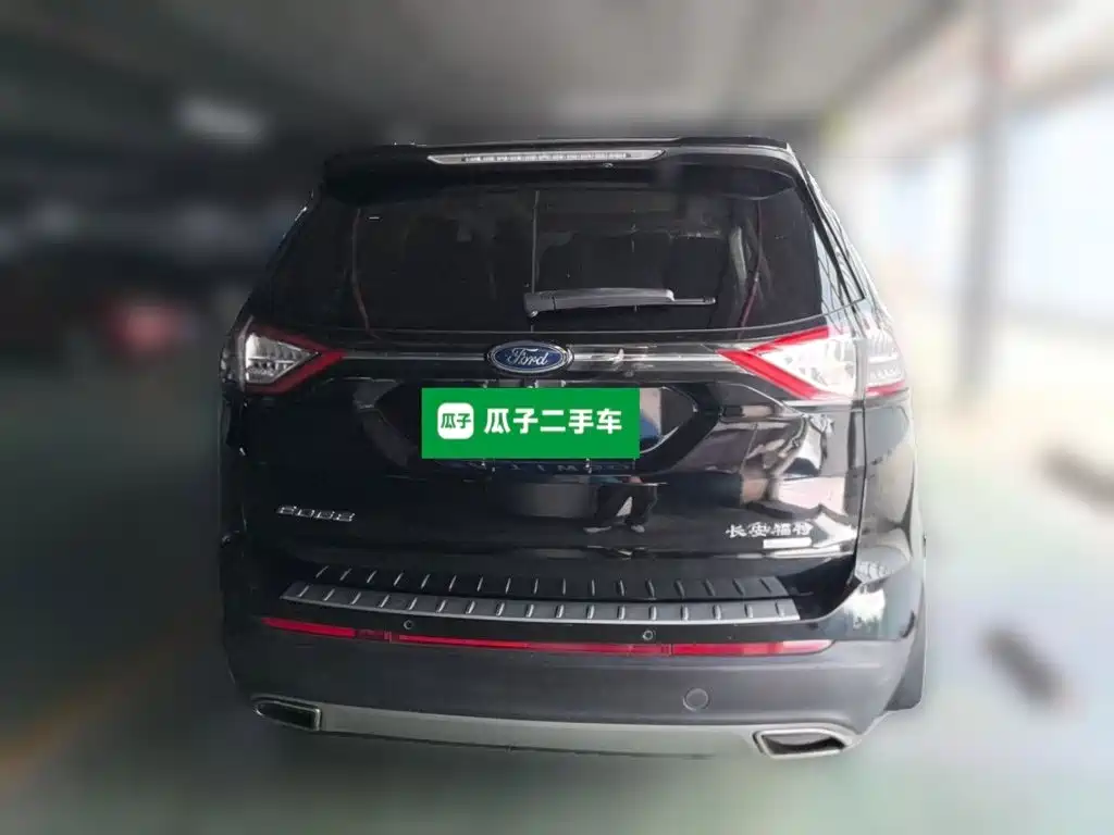 Ford Edge 2018 — фото 13