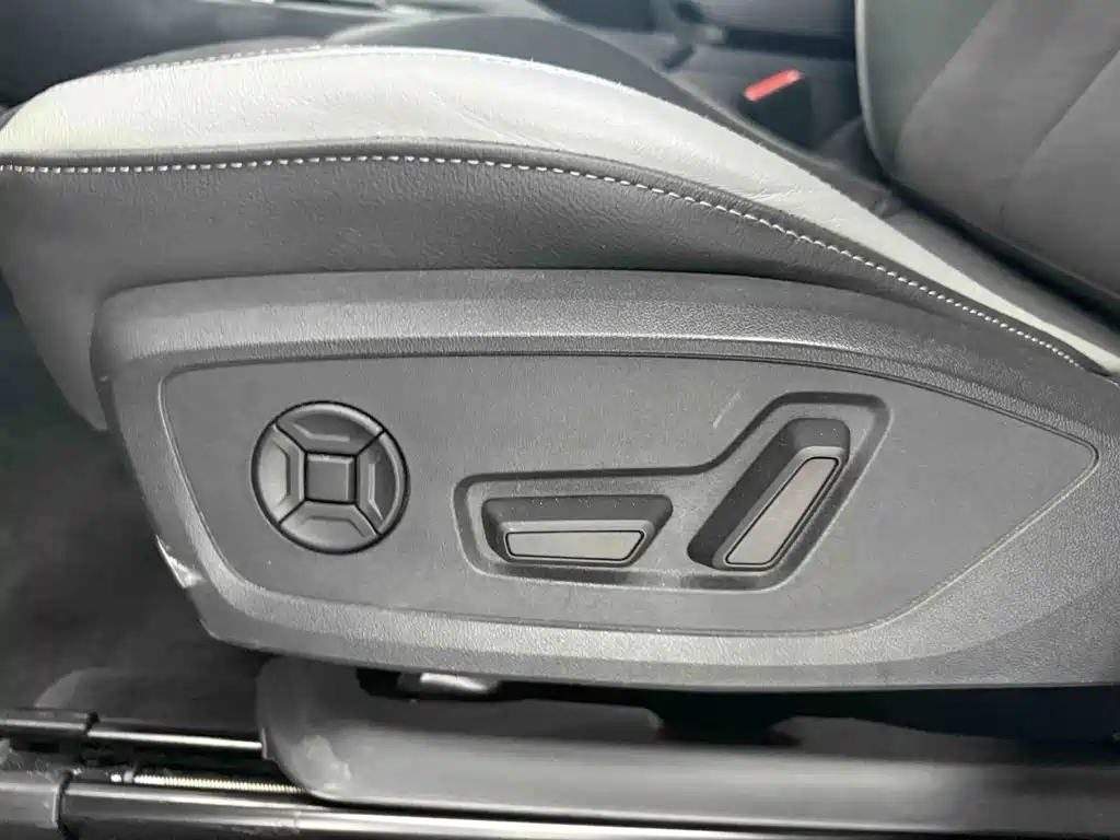 Audi Q3 2023 — фото 15