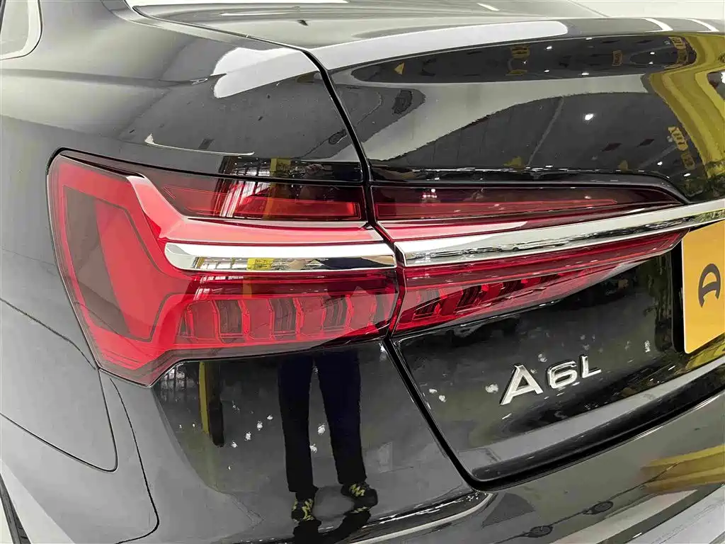 Audi A6L 2024 — фото 10