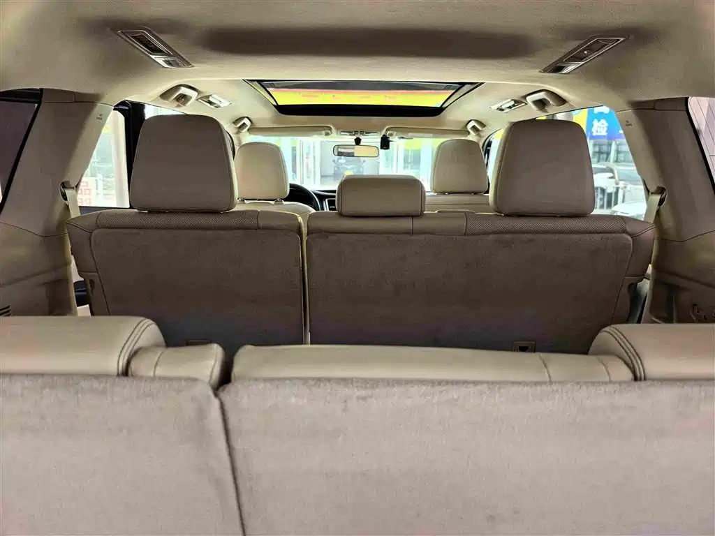 Toyota Highlander 2016 — фото 10