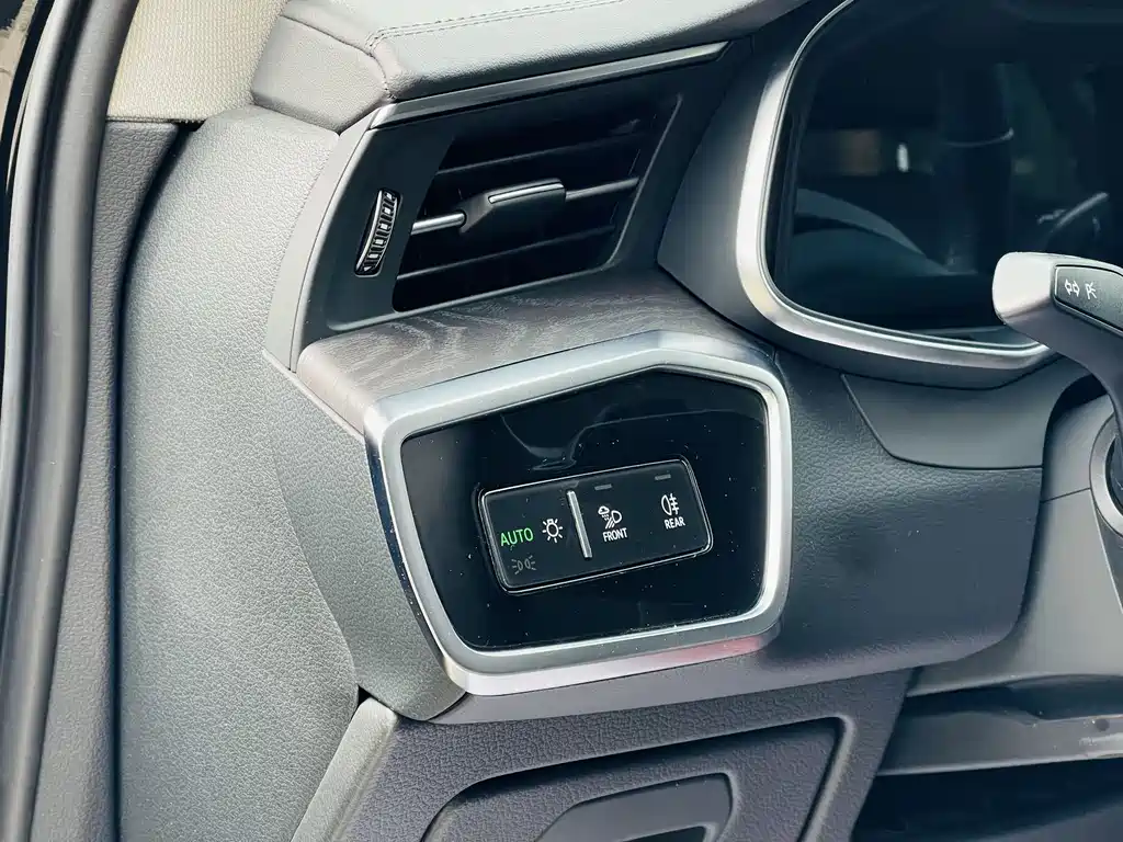 Audi A6L 2023 — фото 8