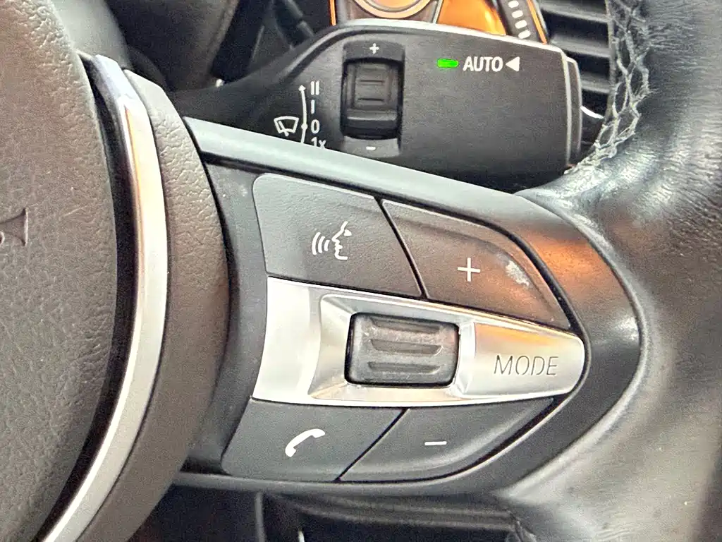 BMW 1 Series 2022 — фото 12