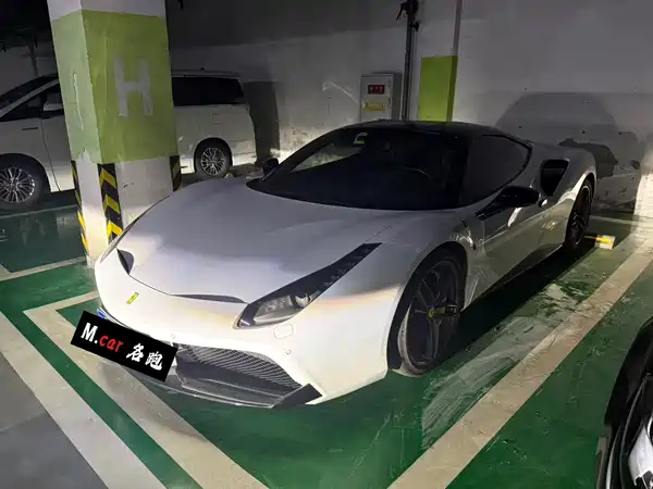 Ferrari 488 2018