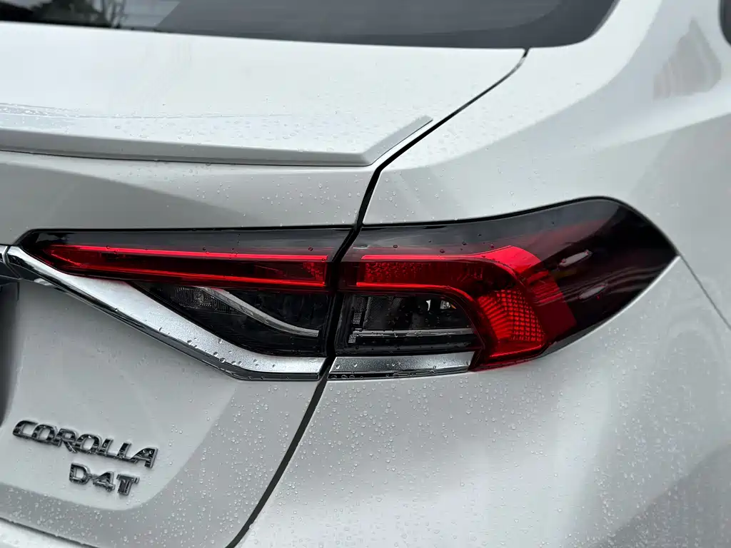 Toyota Corolla 2020 — фото 17
