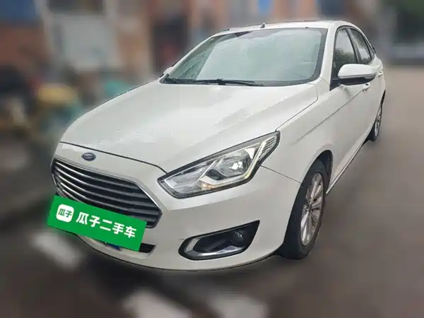 Ford Escort 2015