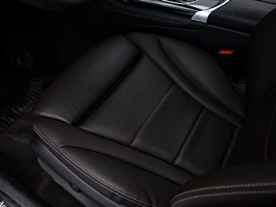 Mercedes-Benz GLC 2022 — фото 13