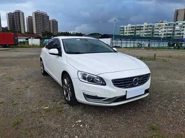 Volvo S60 2014
