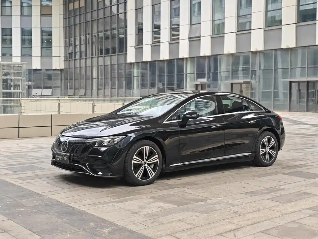 Mercedes-Benz EQE 2025