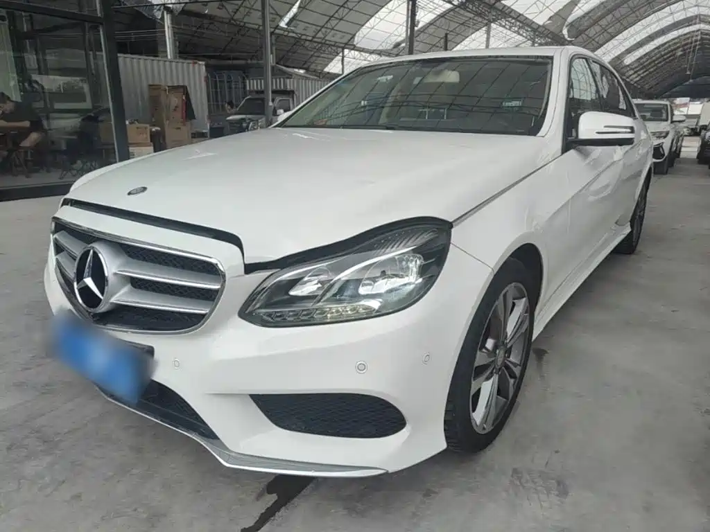 Mercedes-Benz E-Class 2015