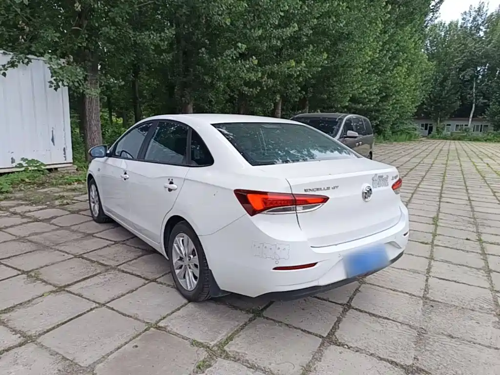 Buick Excelle 2021