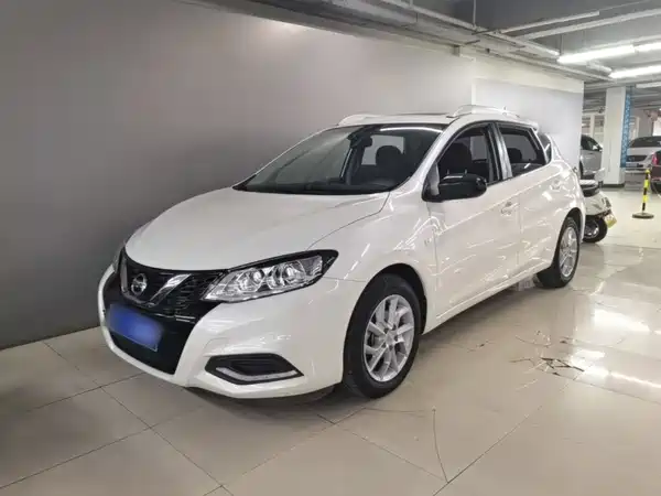Nissan Tiida 2022