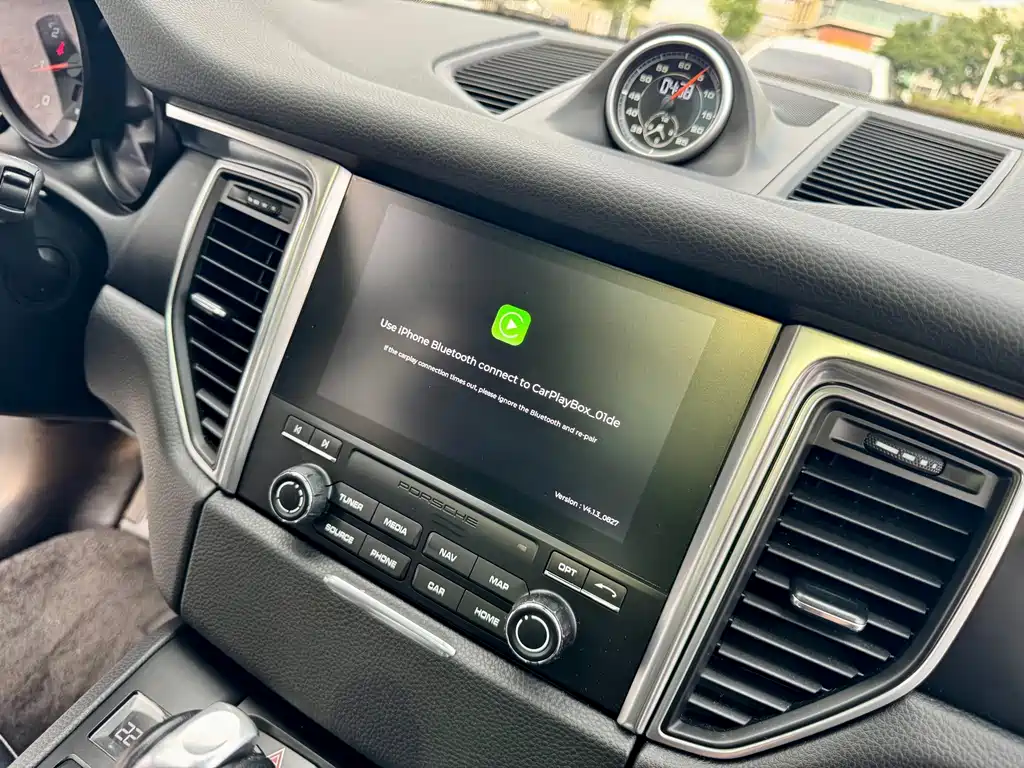 Porsche Macan 2018 — фото 15