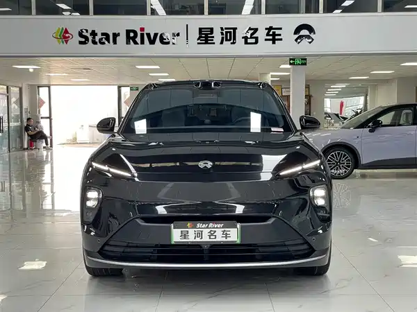 NIO ES8 2023