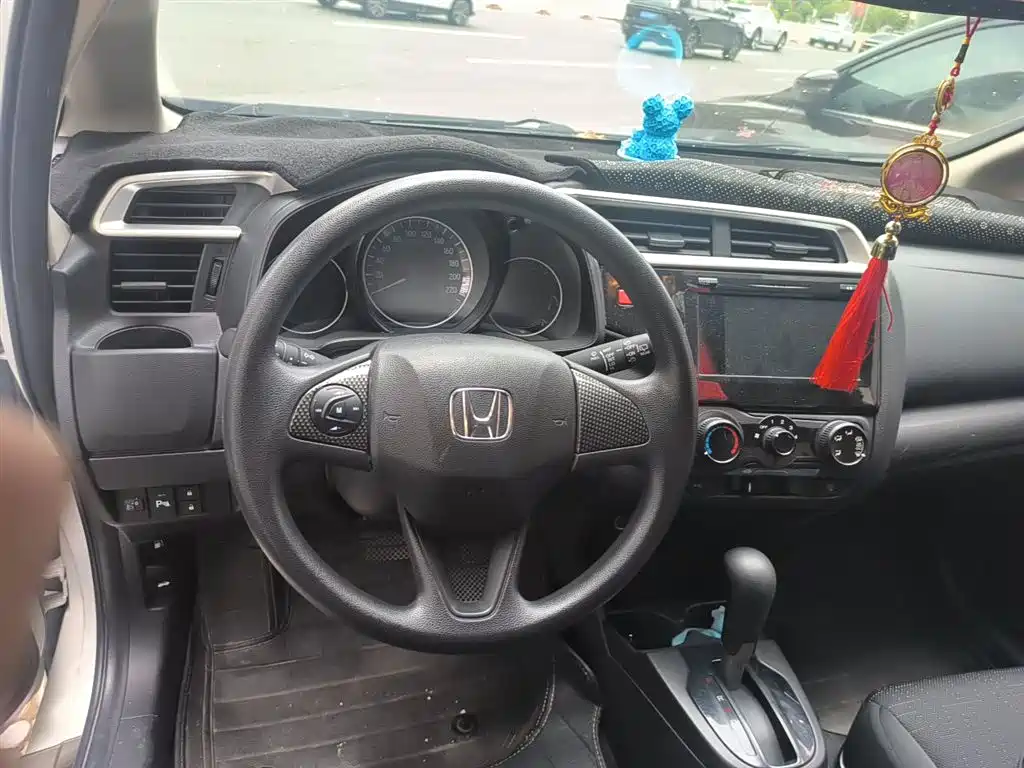 Honda Fit 2016 — фото 3