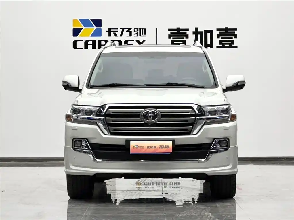 Toyota Land Cruiser 2018 — фото 2