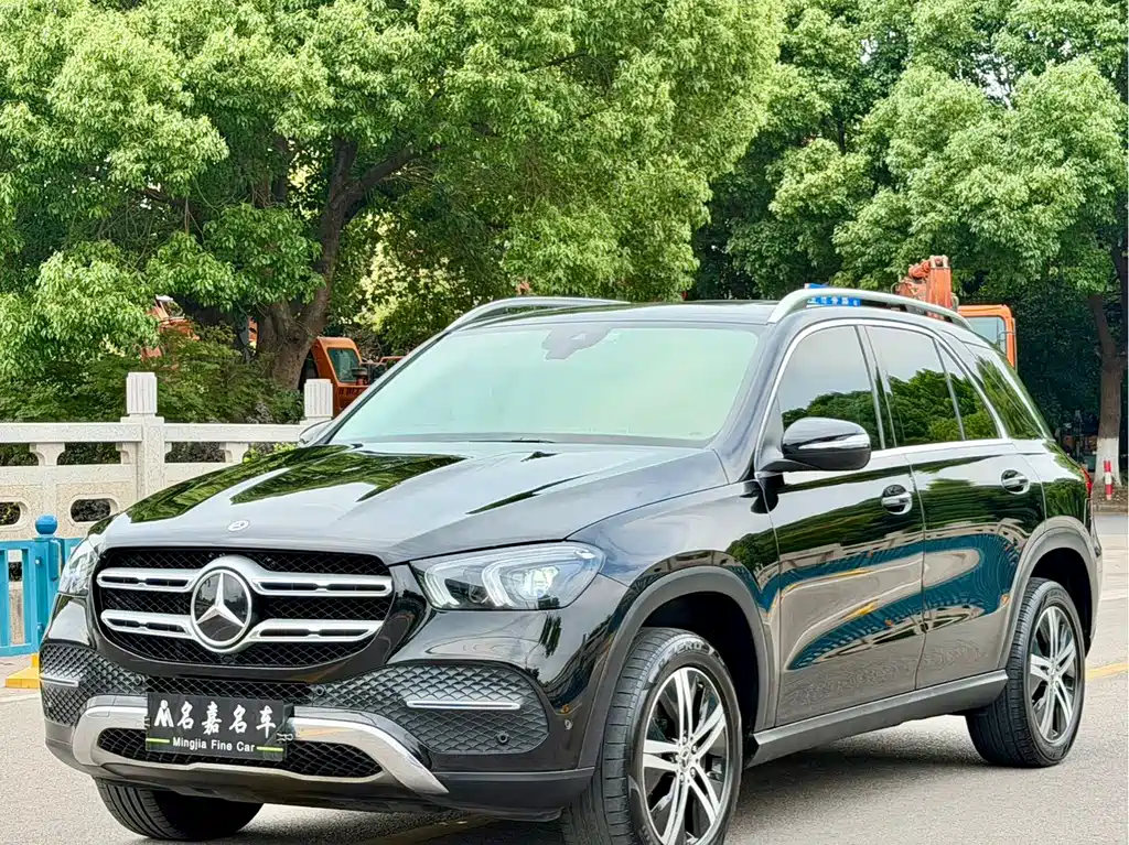Mercedes-Benz GLE 2022 — фото 1