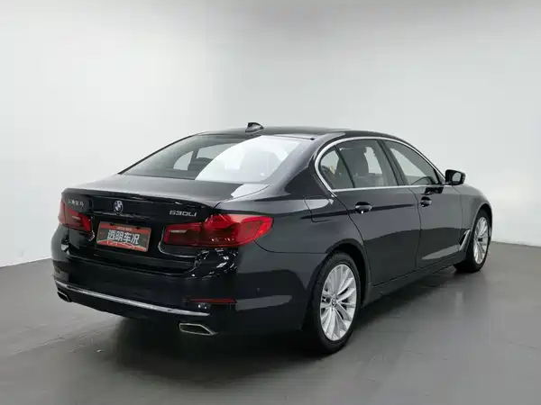 BMW 5 Series 2020