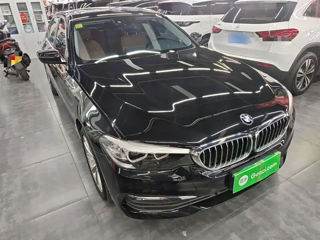 BMW 5 Series 2018 — фото 4