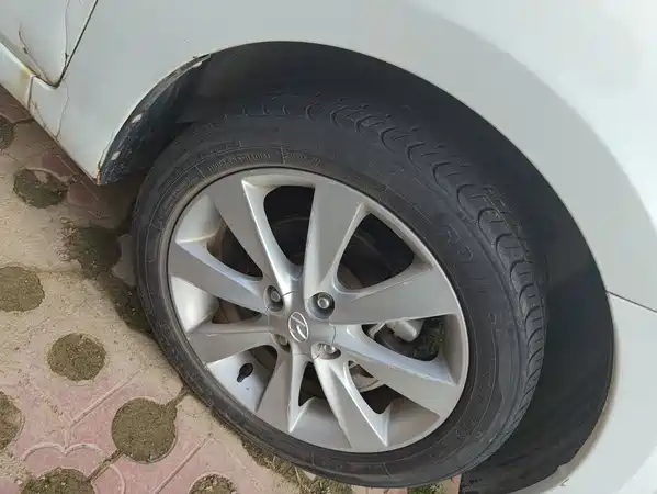 Hyundai Accent 2012