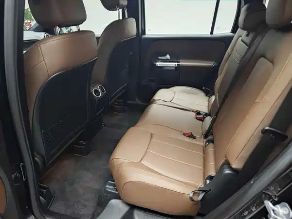Mercedes-Benz GLB 2024