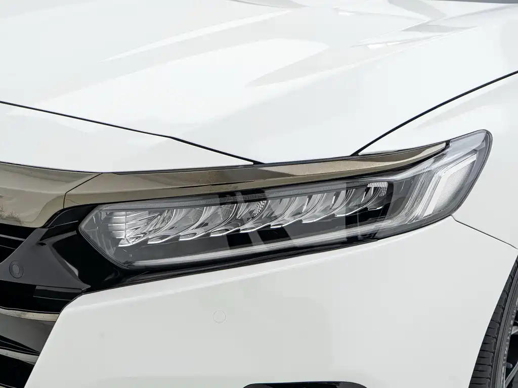 Honda Accord 2023 — фото 17