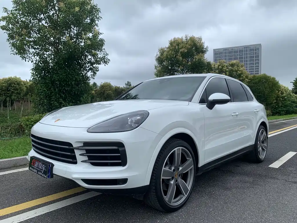 Porsche Cayenne 2020