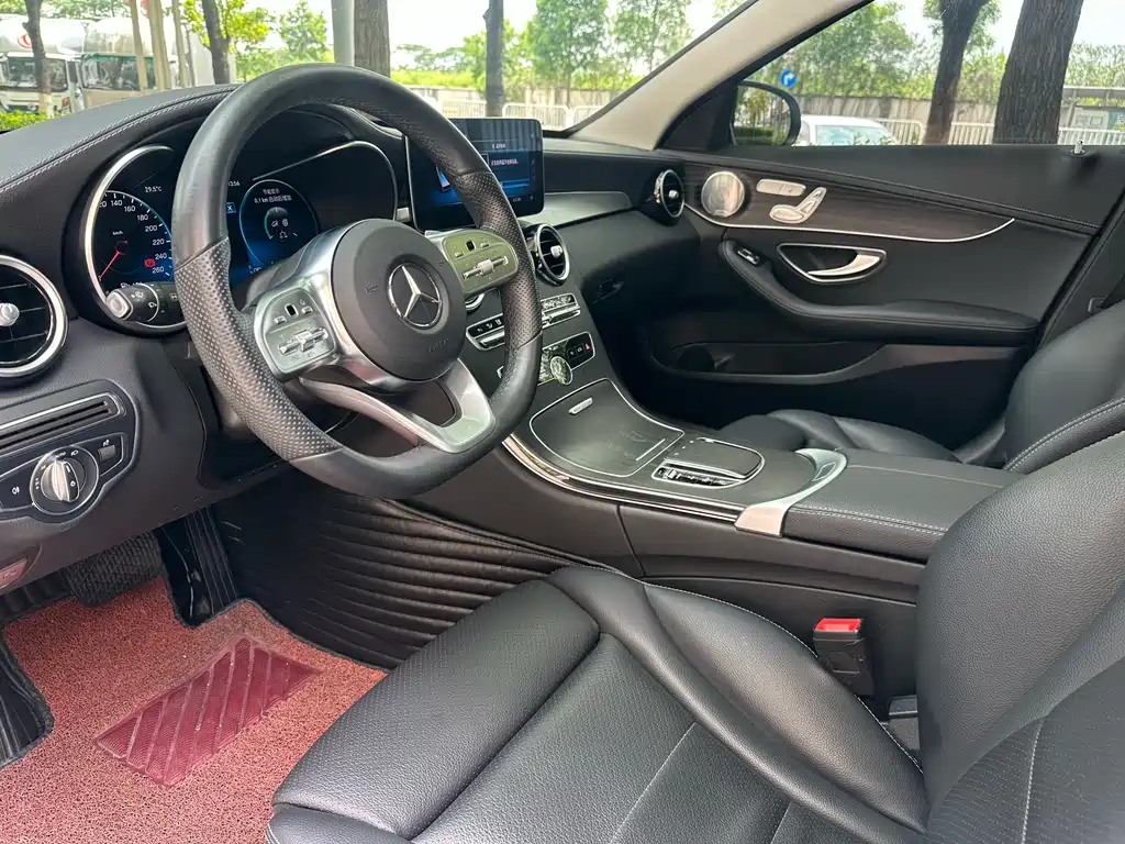 Mercedes-Benz C-Class 2020