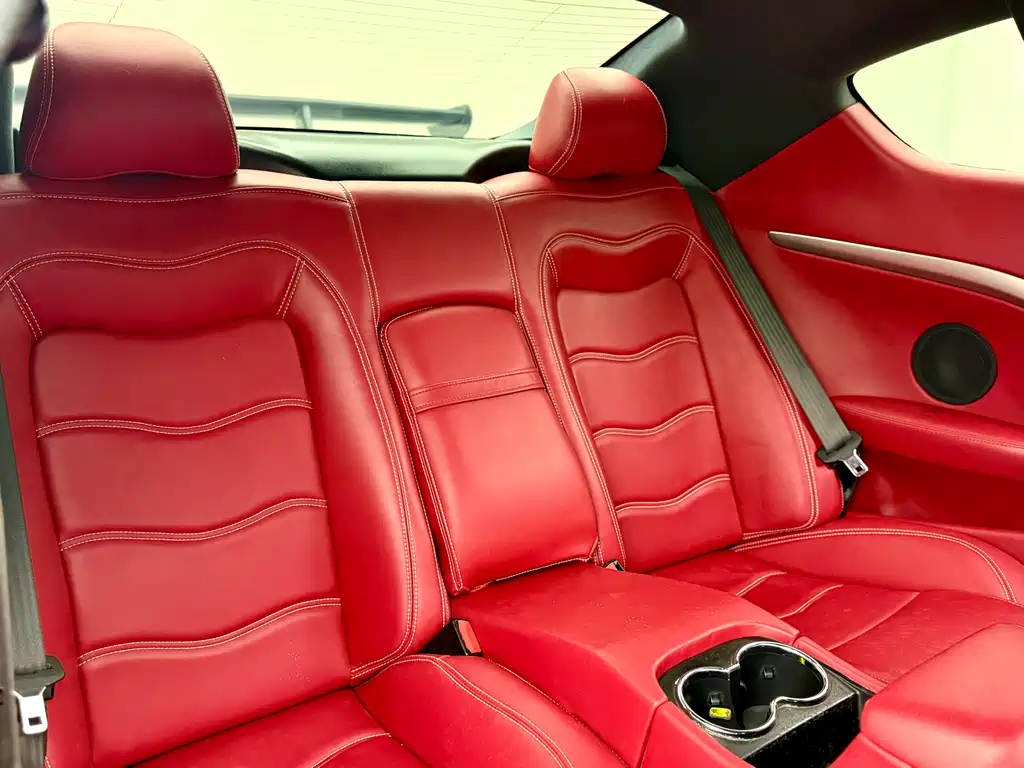 Maserati GranTurismo 2013 — фото 17